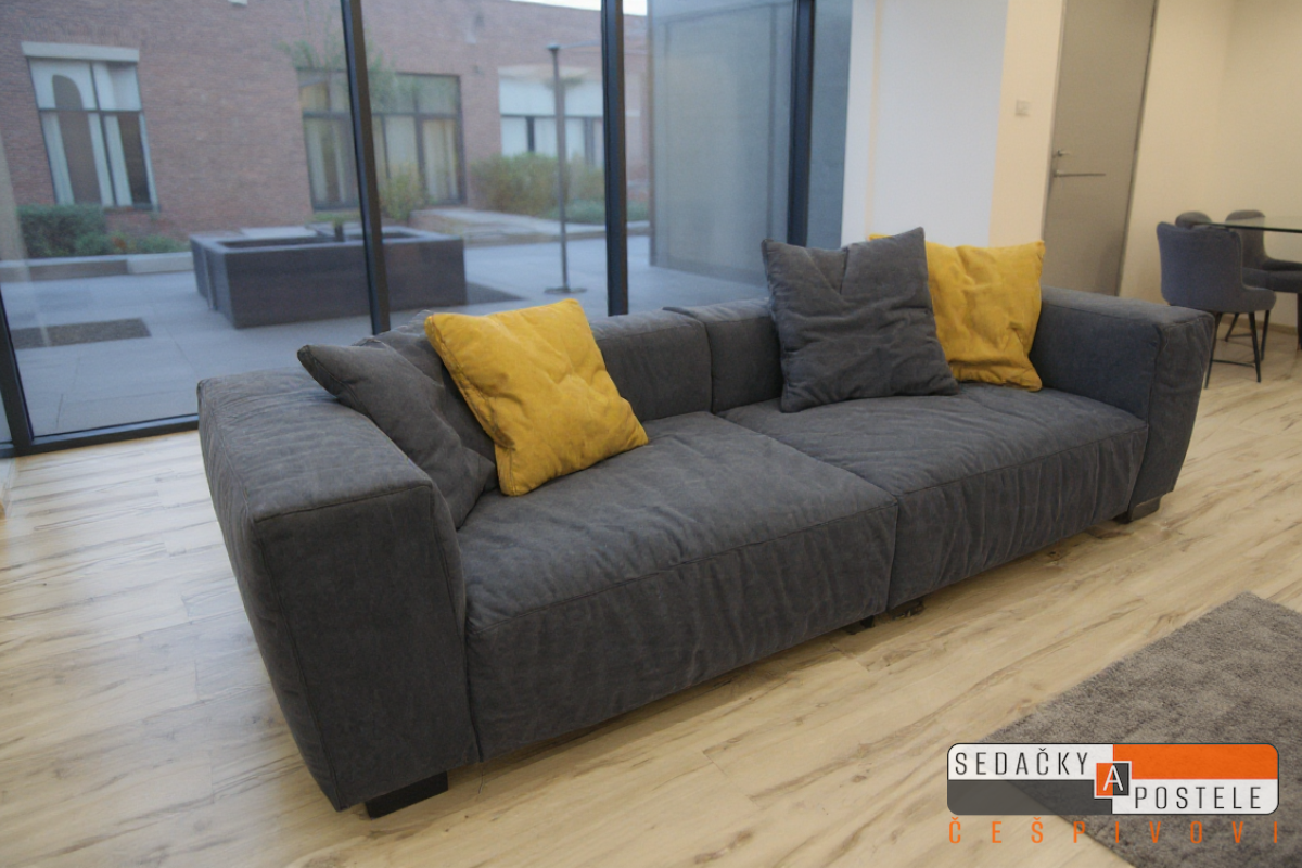 Pohovka s volným čalouněním HRO